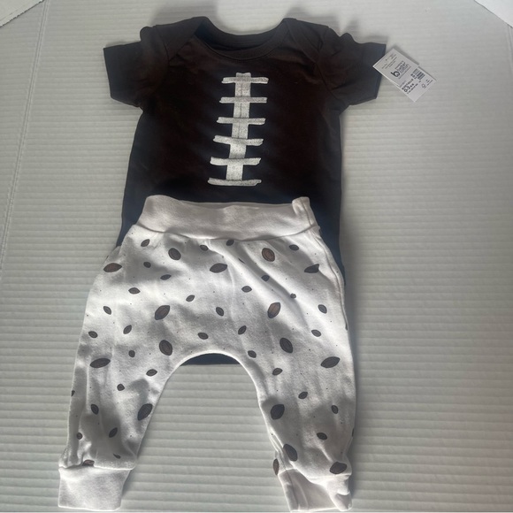 Child’s Place & Rae Dun Baby brand | Football | Onesie Set| Baby Boy Clothes - Picture 3 of 8